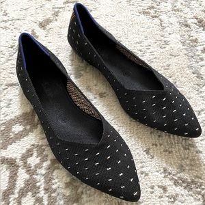 Rothys “The Point” Dotted